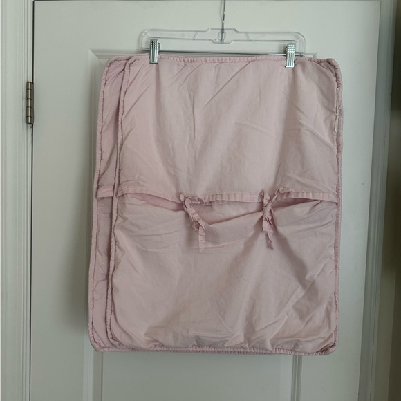 Pottery Barn Kids shams pair - Picture 2 of 4